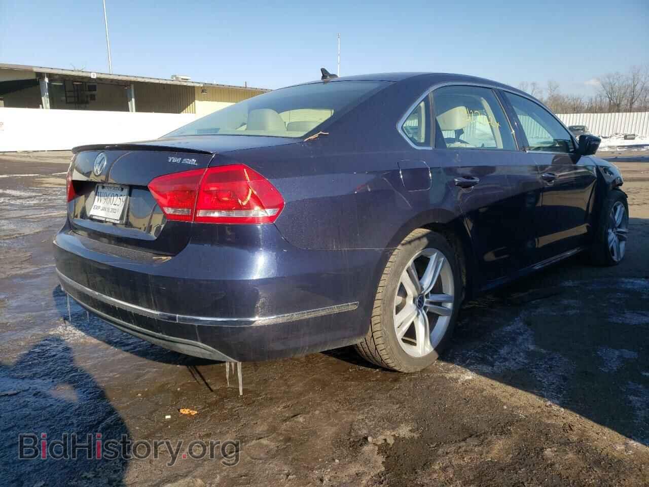 2012 VOLKSWAGEN PASSAT - VIN: 1VWCN7A33CC087991 - Фото 4