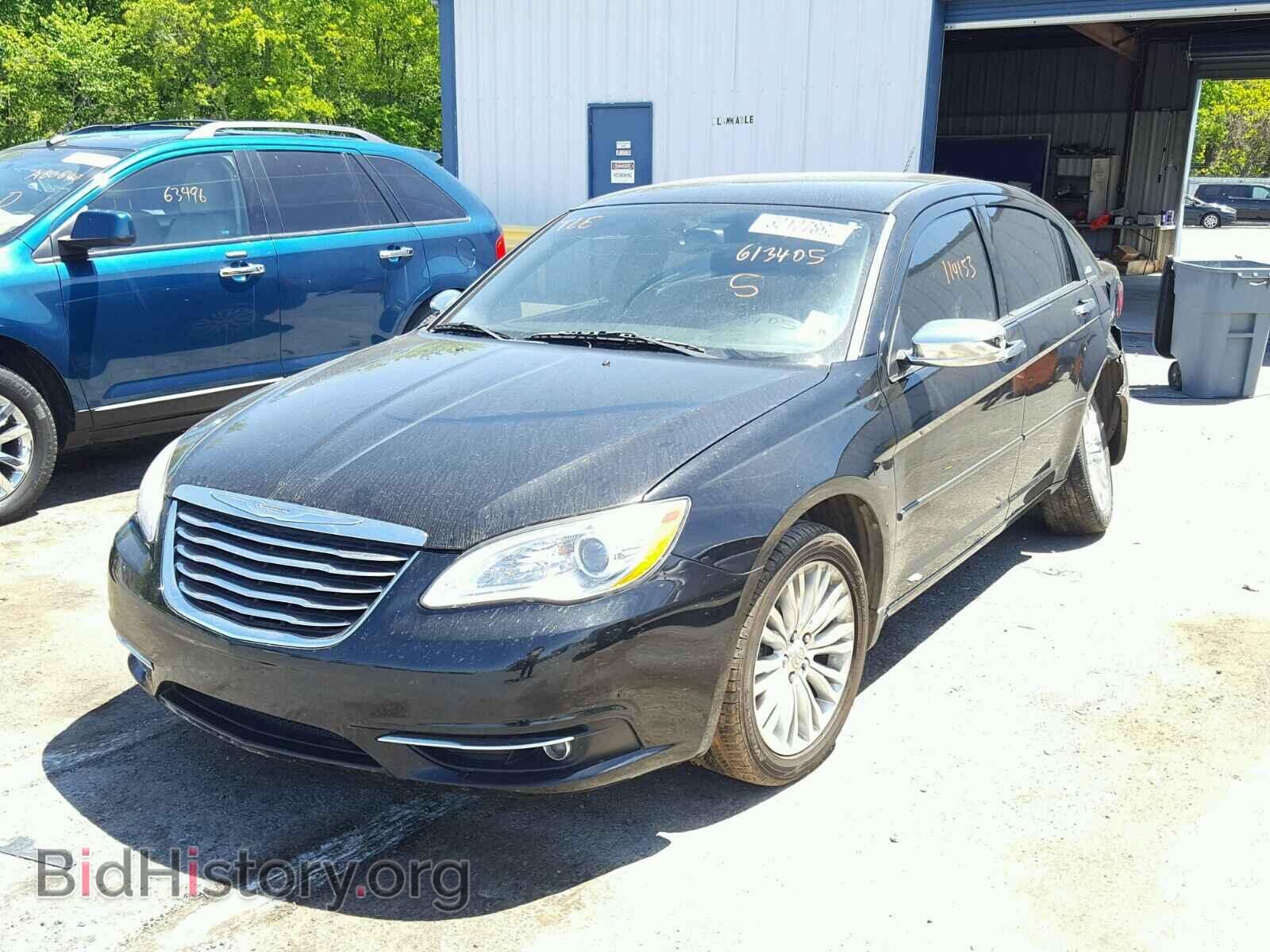 2011 CHRYSLER 200 - VIN: 1C3BC2FB1BN613405 - Фото 2