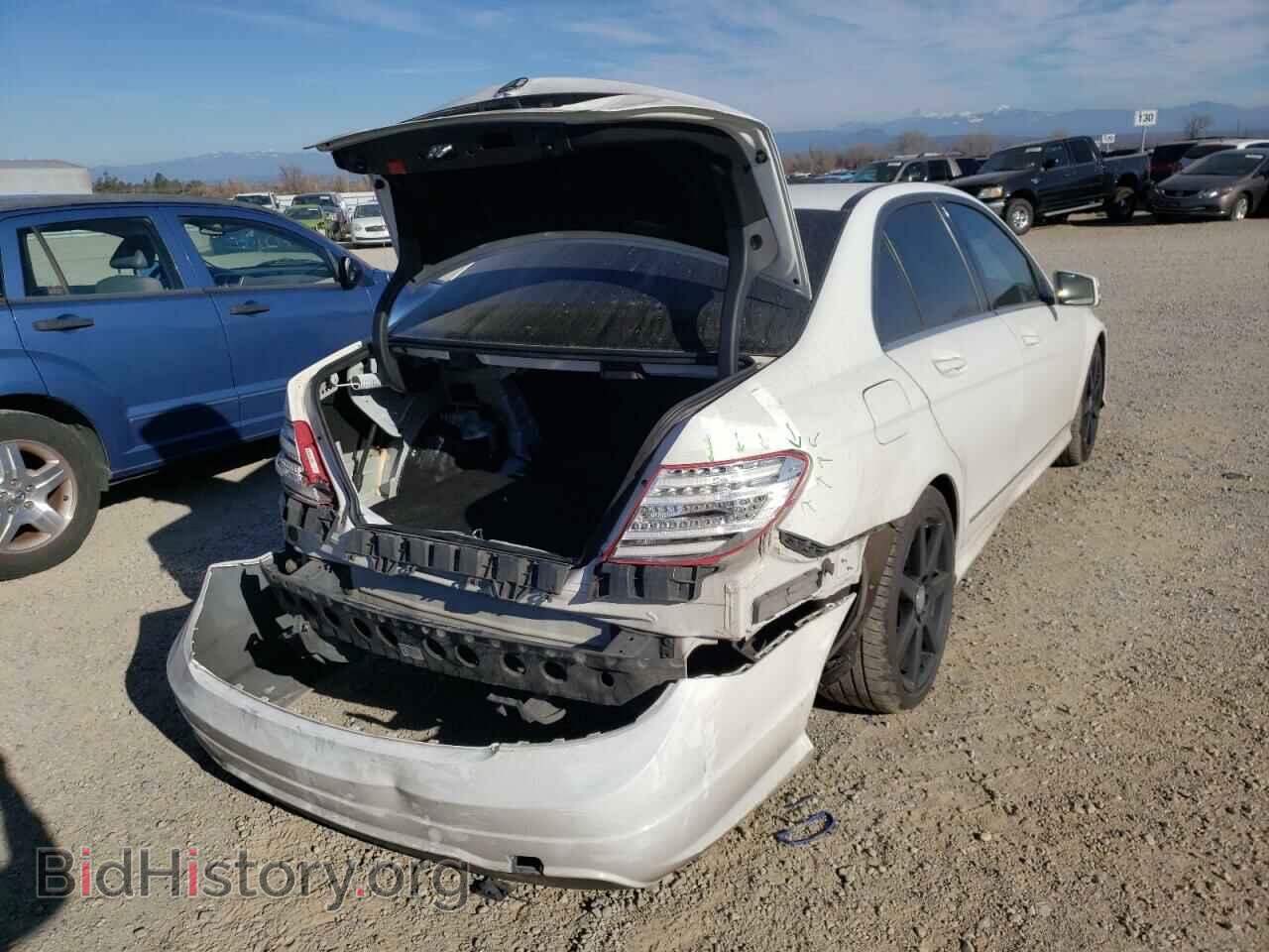 2014 MERCEDES-BENZ C-CLASS - VIN: WDDGF4HB2EG244330 - Фото 4