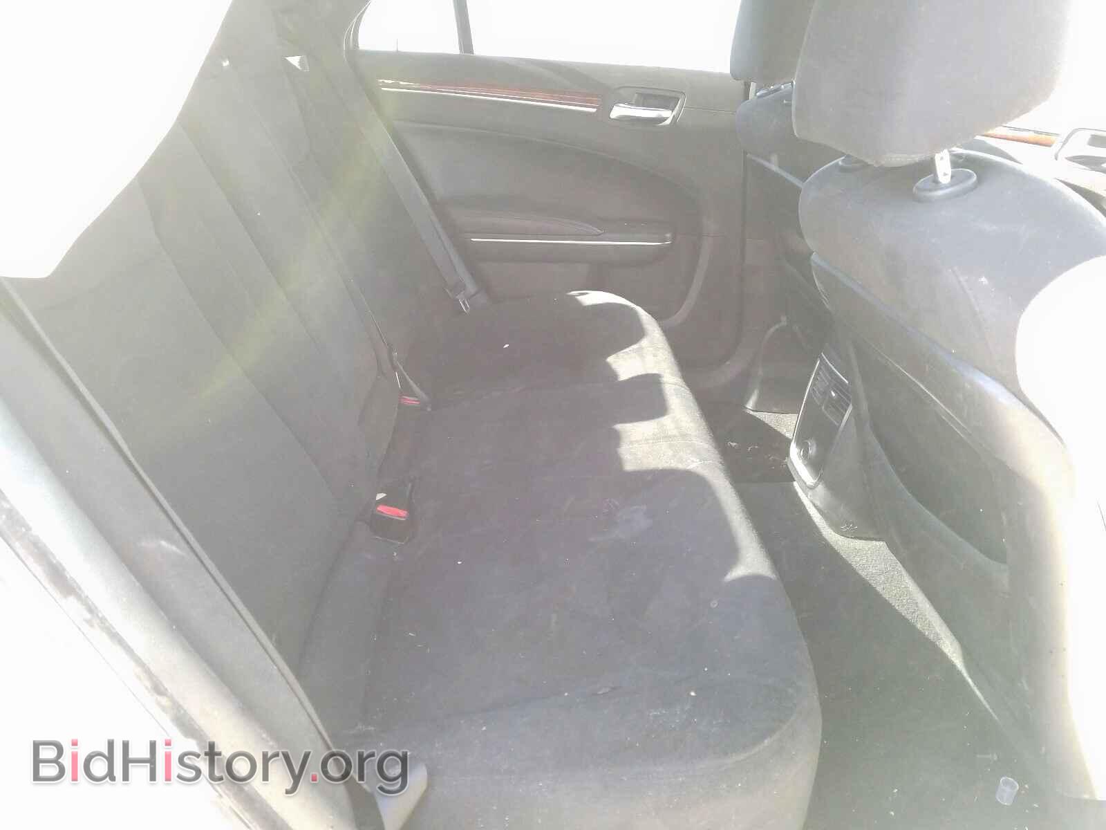 2012 CHRYSLER 300 - VIN: 2C3CCAAG1CH104653 - Фото 6