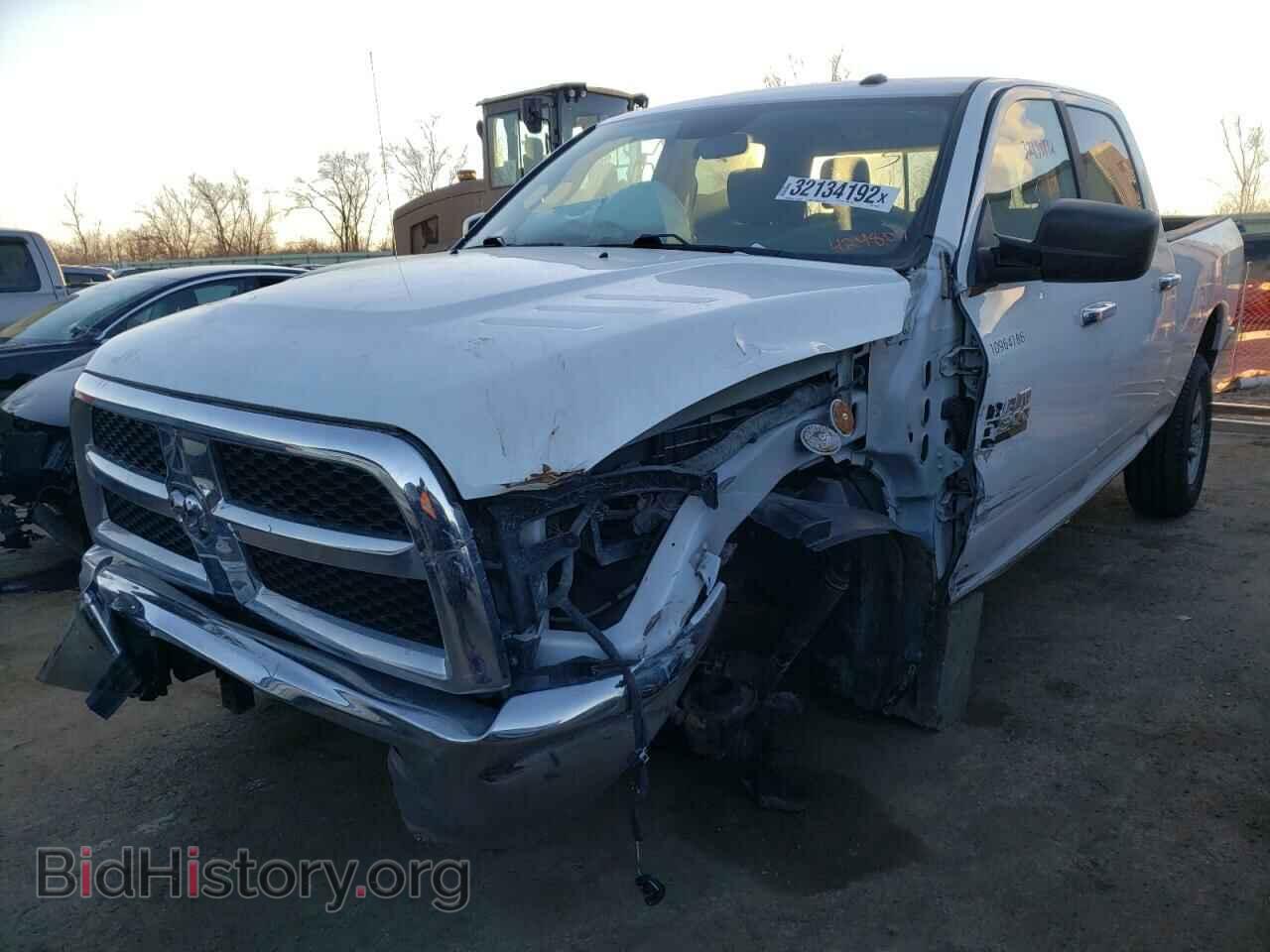 2018 RAM 2500 - VIN: 3C6TR5DT4JG424807 - Фото 2