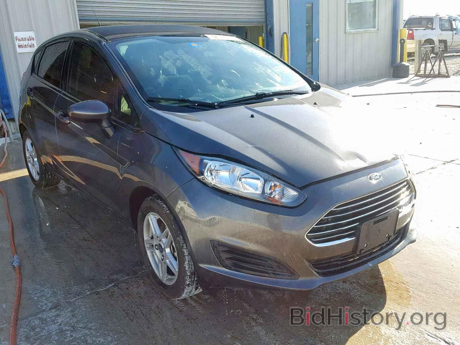 Фотография 3FADP4EJ3JM142577 - FORD FIESTA SE 2018