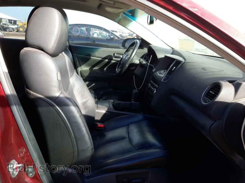 2011 Nissan MAXIMA (VIN 1N4AA5AP1BC825840) — фото 5 из 10