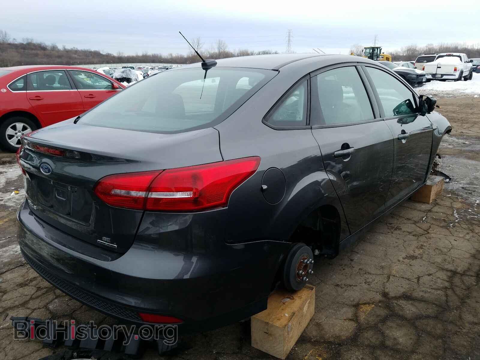 2016 FORD FOCUS - VIN: 1FADP3F24GL266675 - Photo 4