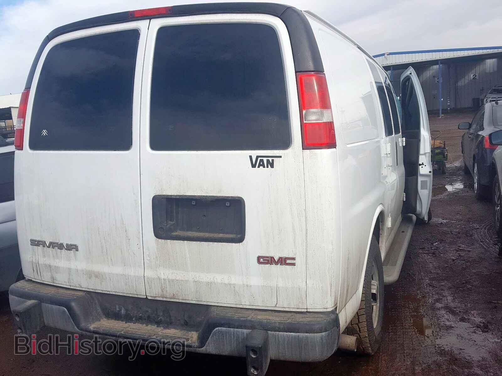 2017 GMC SAVANA - VIN: 1GTW7AFF0H1913497 - Фото 4
