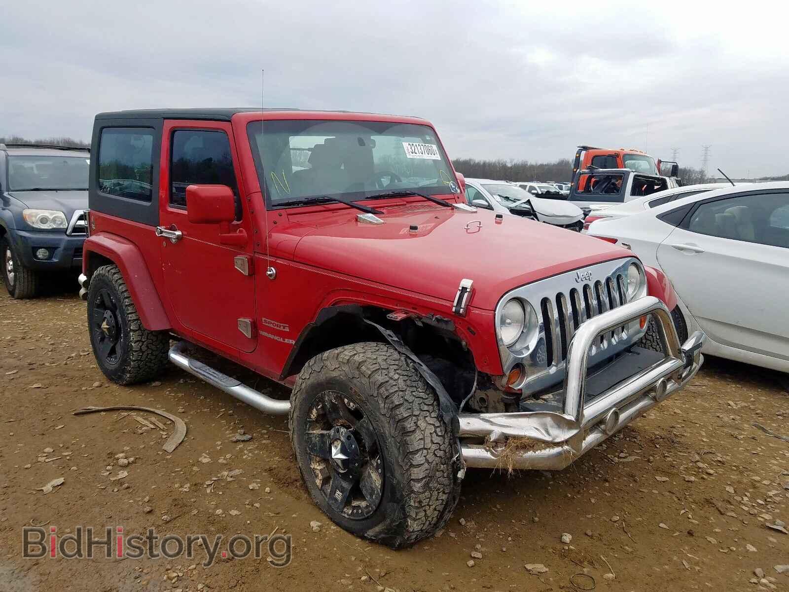 Photo 1J4AA2D11AL165906 - JEEP WRANGLER 2010