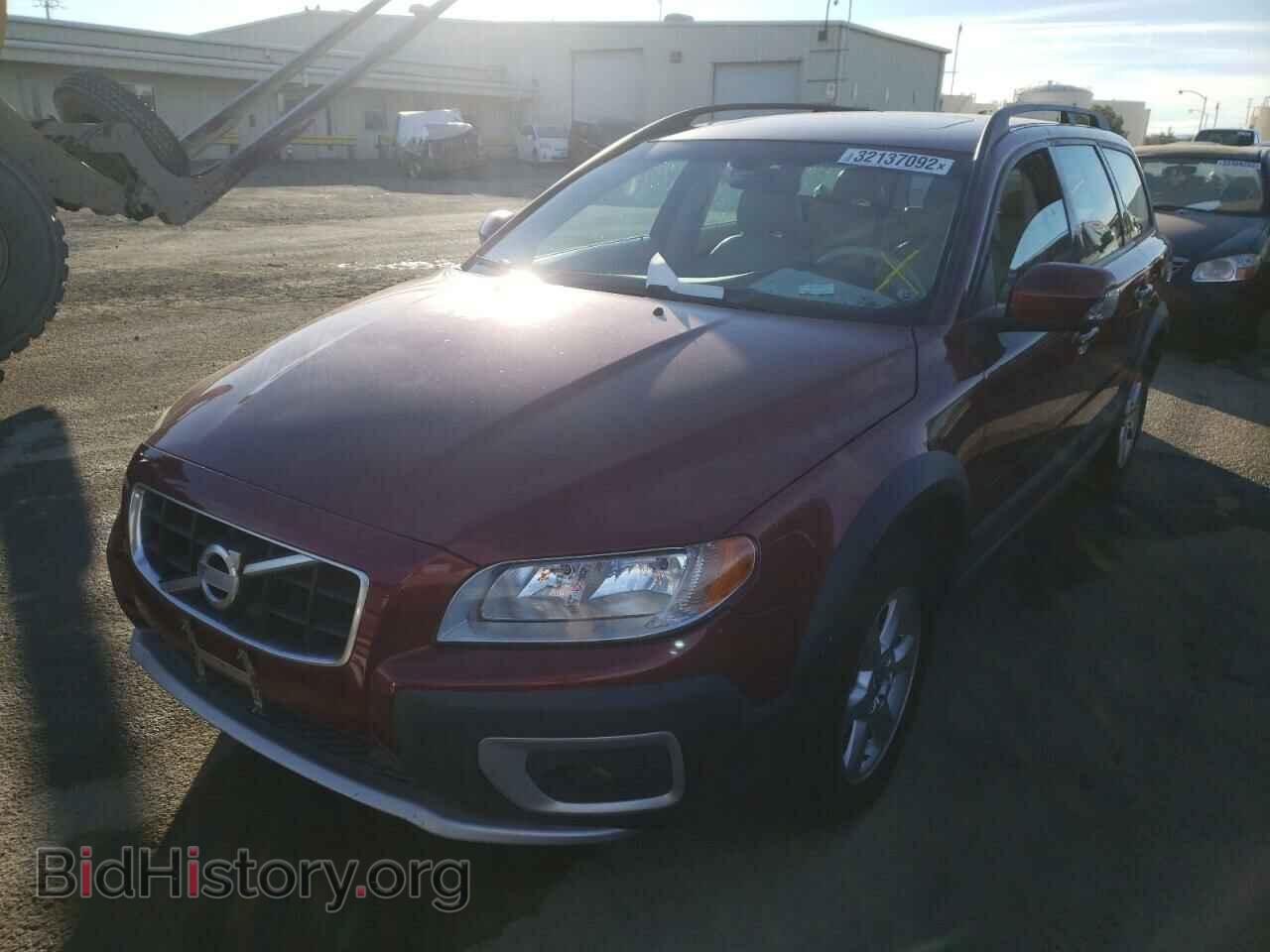 2008 VOLVO XC70 - VIN: YV4BZ982281007219 - Фото 2