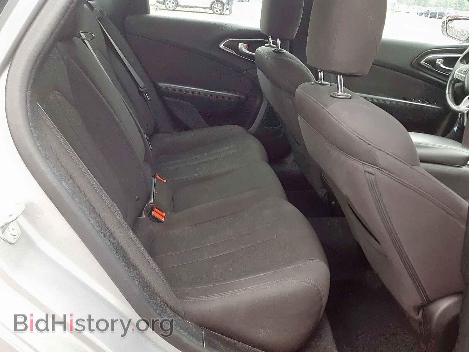 2015 CHRYSLER 200 - VIN: 1C3CCCAB5FN687871 - Фото 6