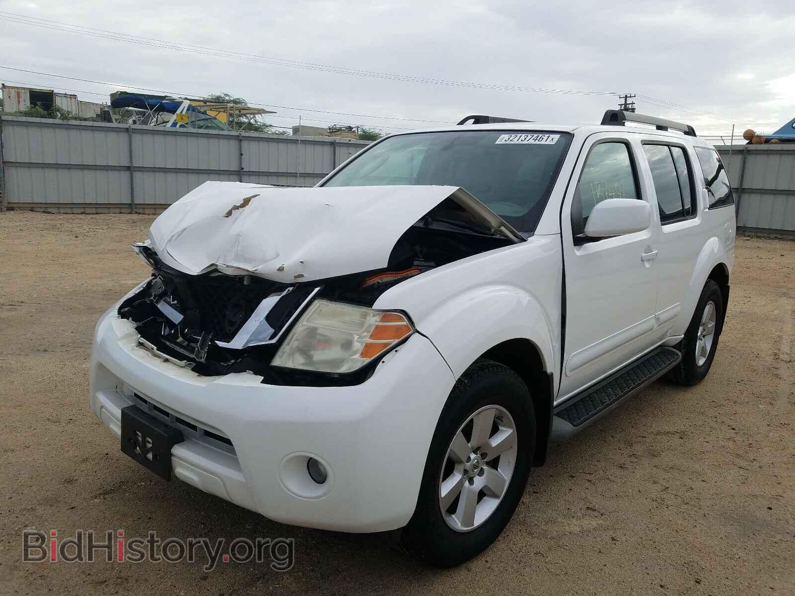 2011 NISSAN PATHFINDER - VIN: 5N1AR1NN0BC601653 - Фото 2