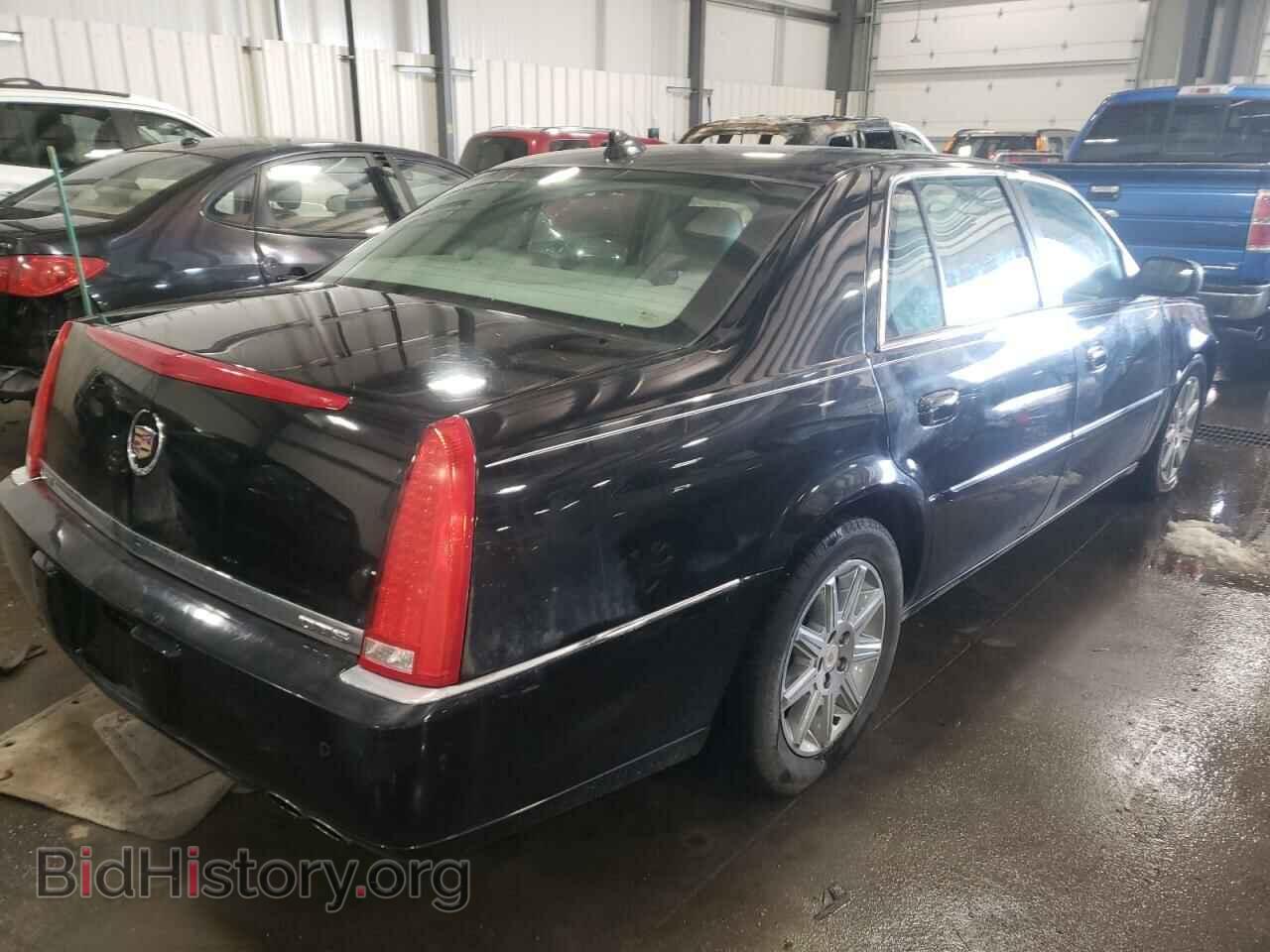 2011 CADILLAC DTS - VIN: 1G6KD5E61BU123828 - Фото 4