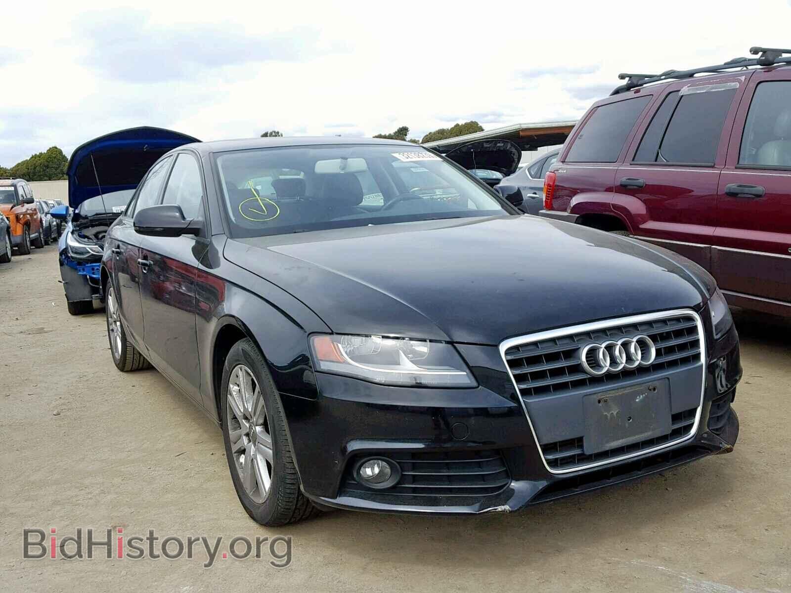 Фотография WAUAFAFL1AN061336 - AUDI A4 2010