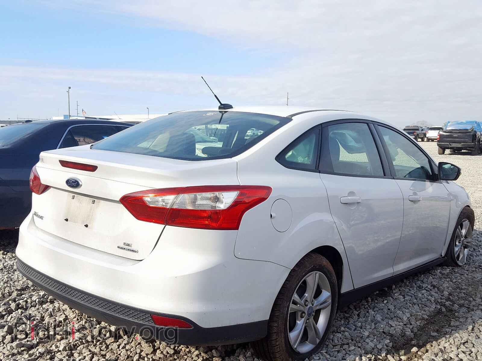 2013 FORD FOCUS - VIN: 1FADP3F28DL141982 - Фото 4