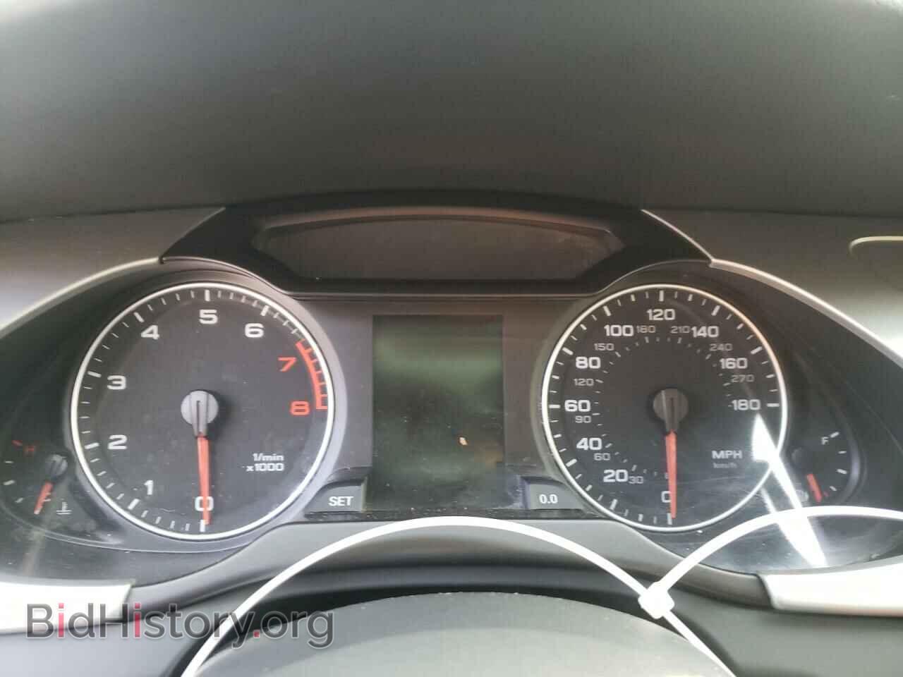 2011 AUDI A4 - VIN: WAUBFAFL7BN003530 - Фото 8