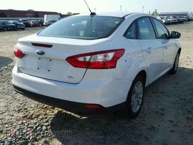 2012 FORD FOCUS - VIN: 1FAHP3H26CL330241 - Photo 4