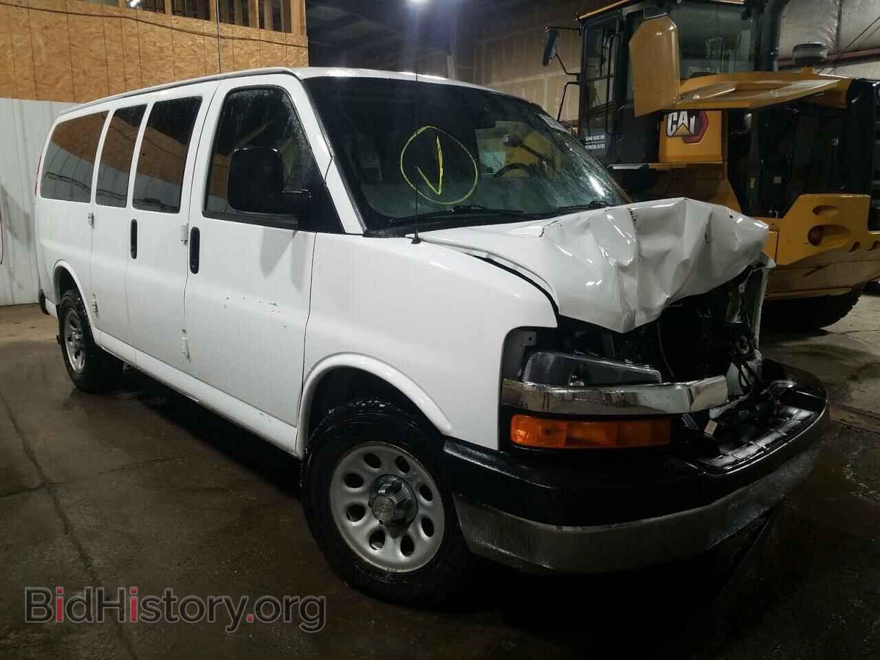 Photo 1GNSHCF42B1161774 - CHEVROLET EXPRESS 2011