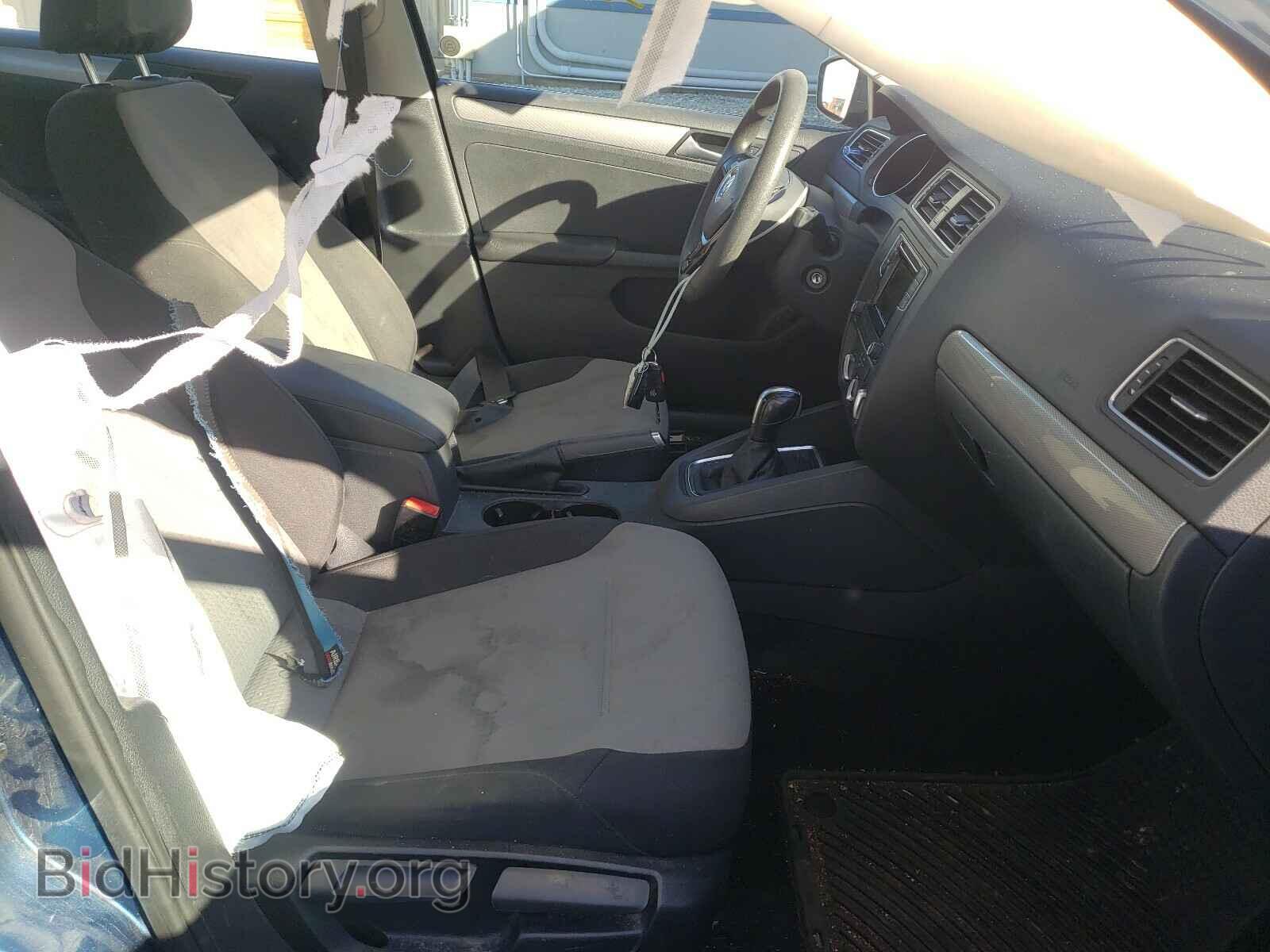2017 VOLKSWAGEN JETTA - VIN: 3VW2B7AJ1HM411870 - Фото 5