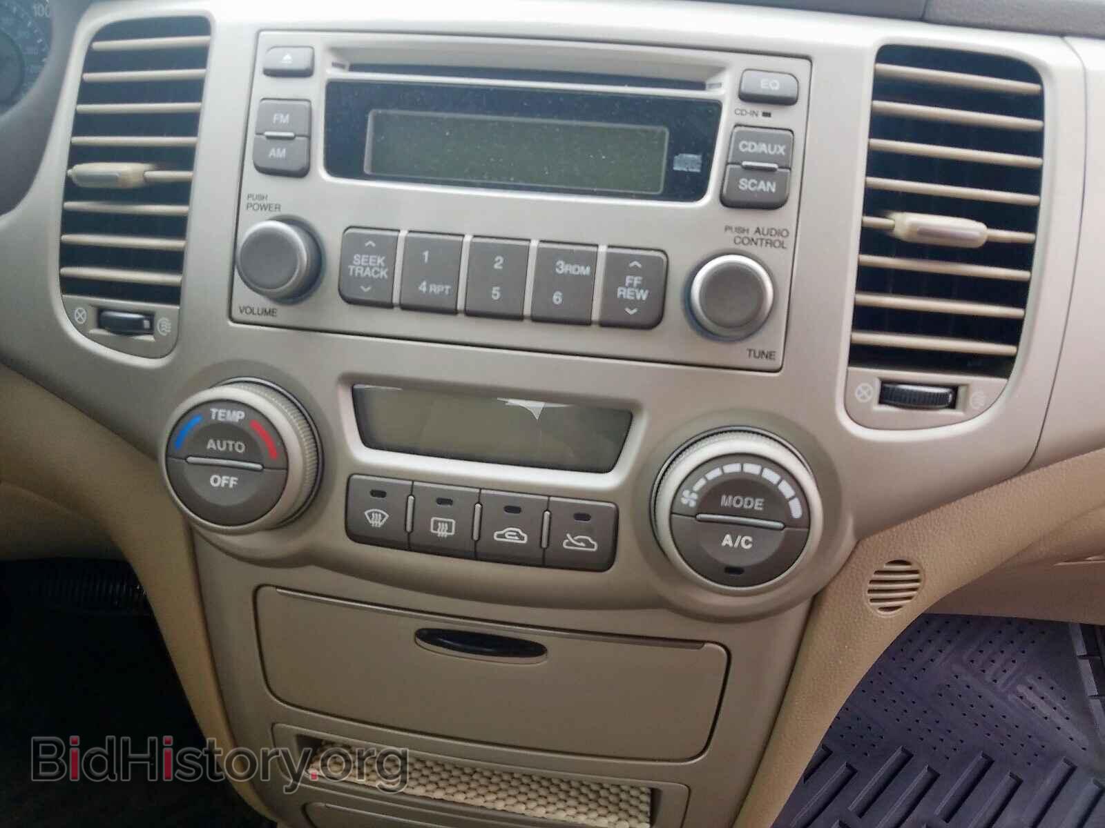 2008 KIA OPTIMA - VIN: KNAGE123685251209 - Фото 9