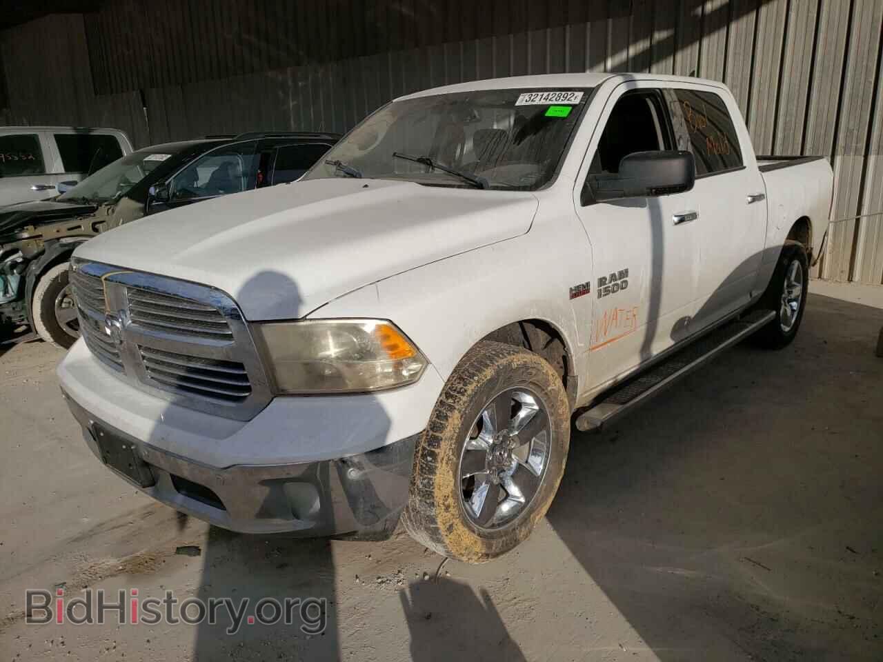 2015 RAM 1500 - VIN: 1C6RR7LT0FS603823 - Фото 2