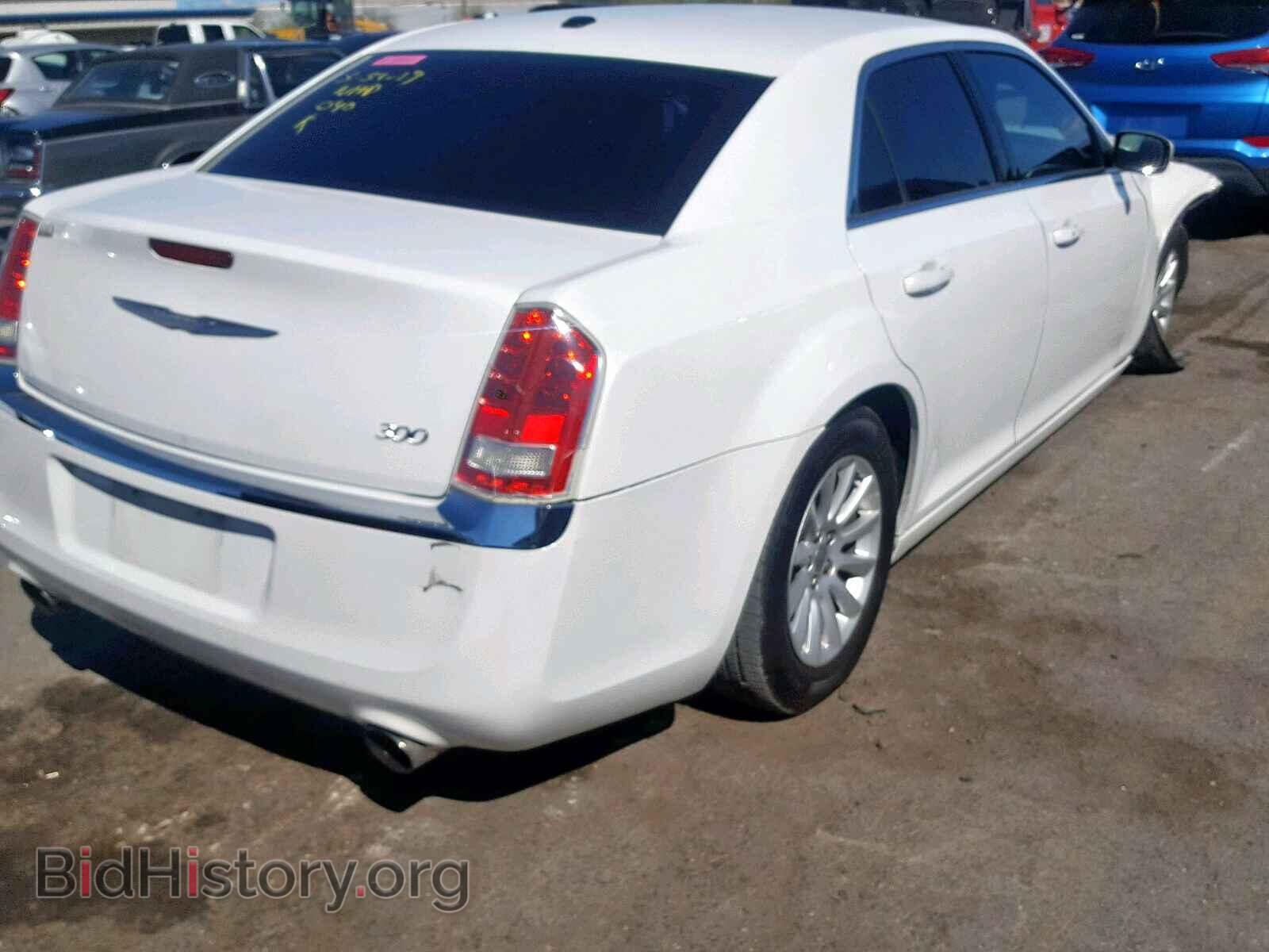 2012 CHRYSLER 300 - VIN: 2C3CCAAG0CH165931 - Фото 4