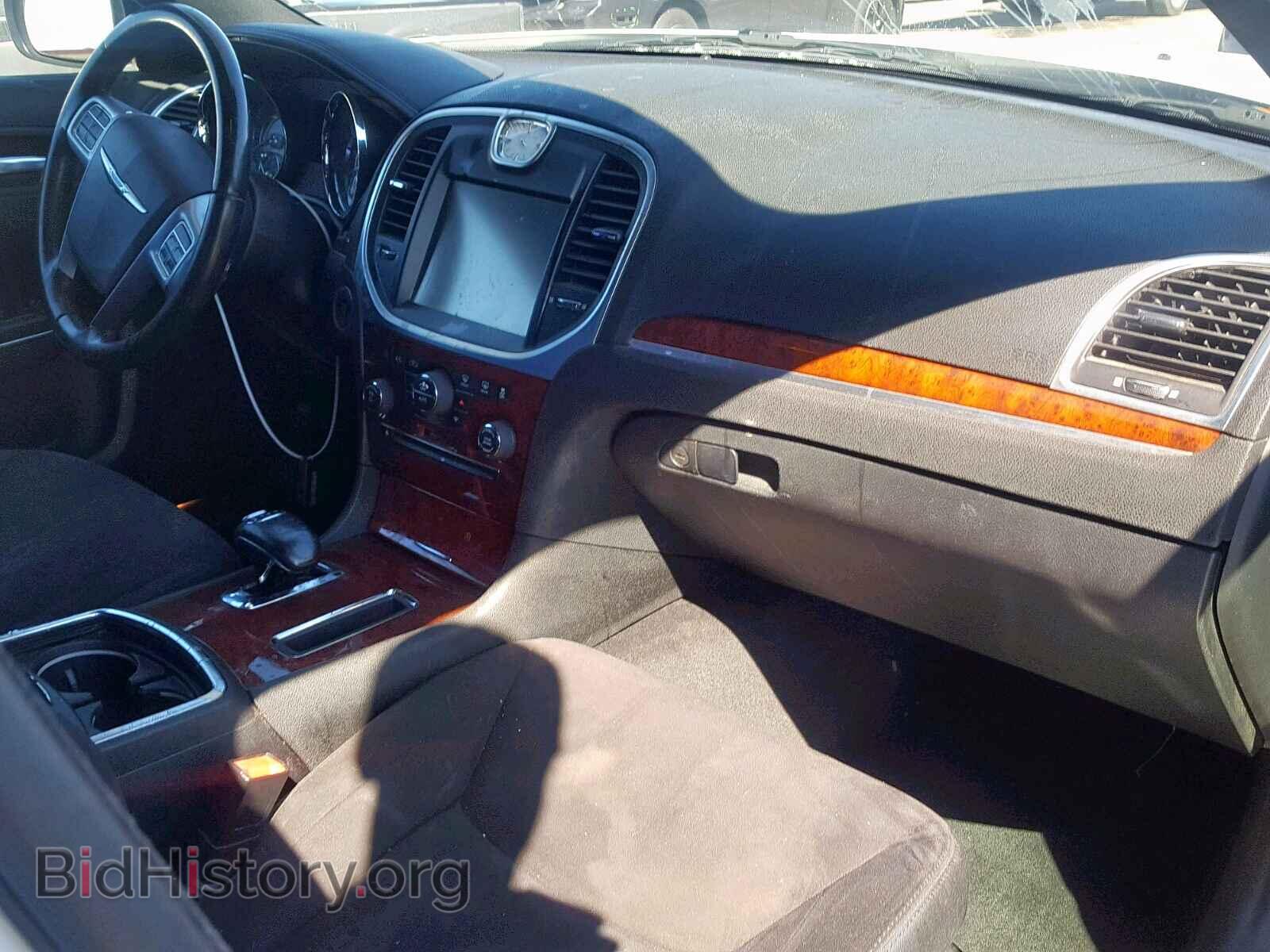 2012 CHRYSLER 300 - VIN: 2C3CCAAG0CH165931 - Фото 9