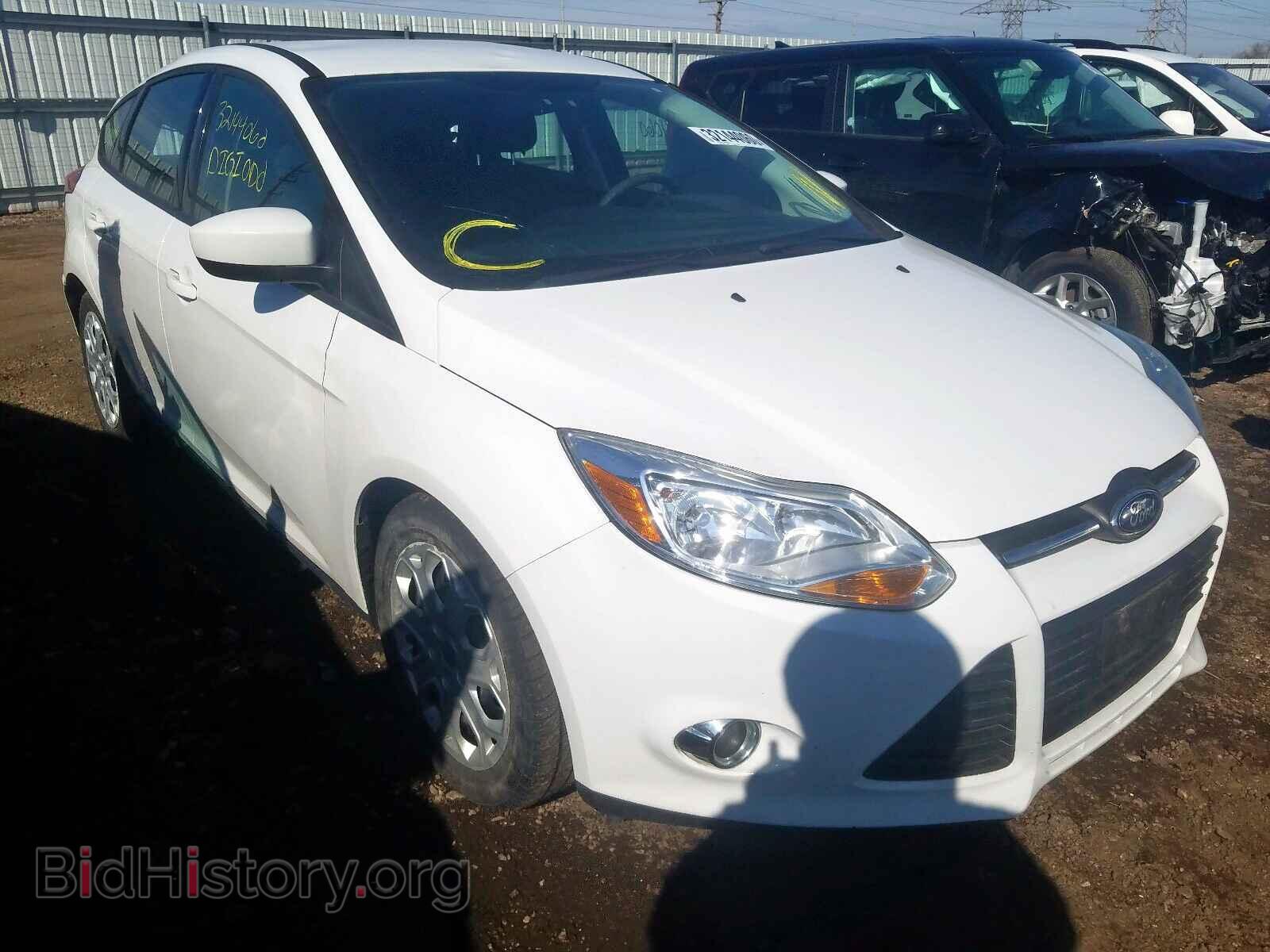 Photo 1FAHP3K24CL404975 - FORD FOCUS 2012