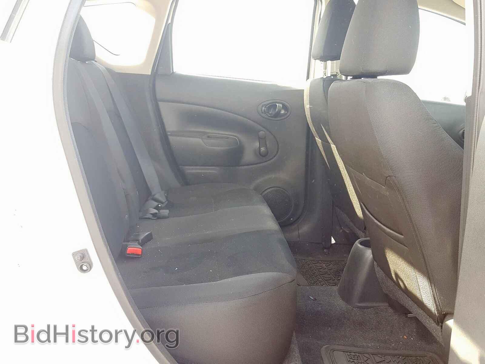 2019 NISSAN VERSA - VIN: 3N1CE2CP0KL357979 - Фото 6
