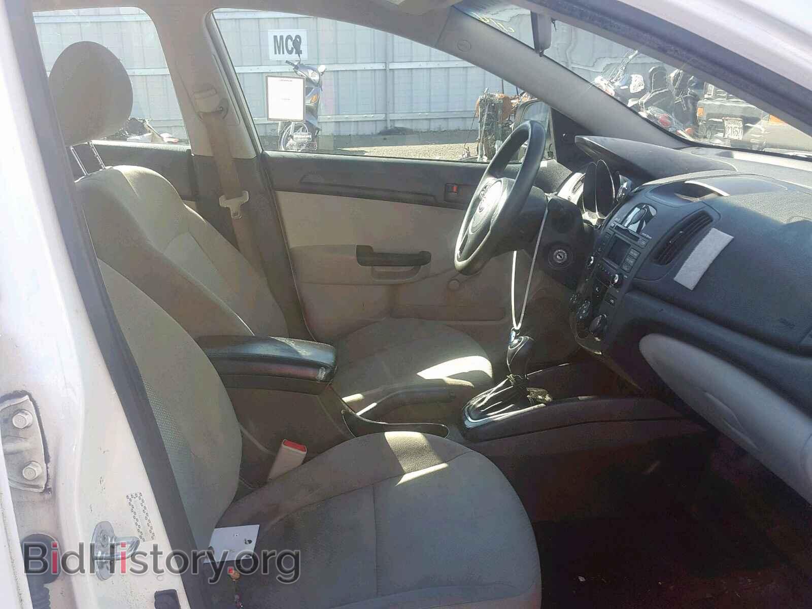2013 KIA FORTE - VIN: KNAFT4A29D5666840 - Фото 5