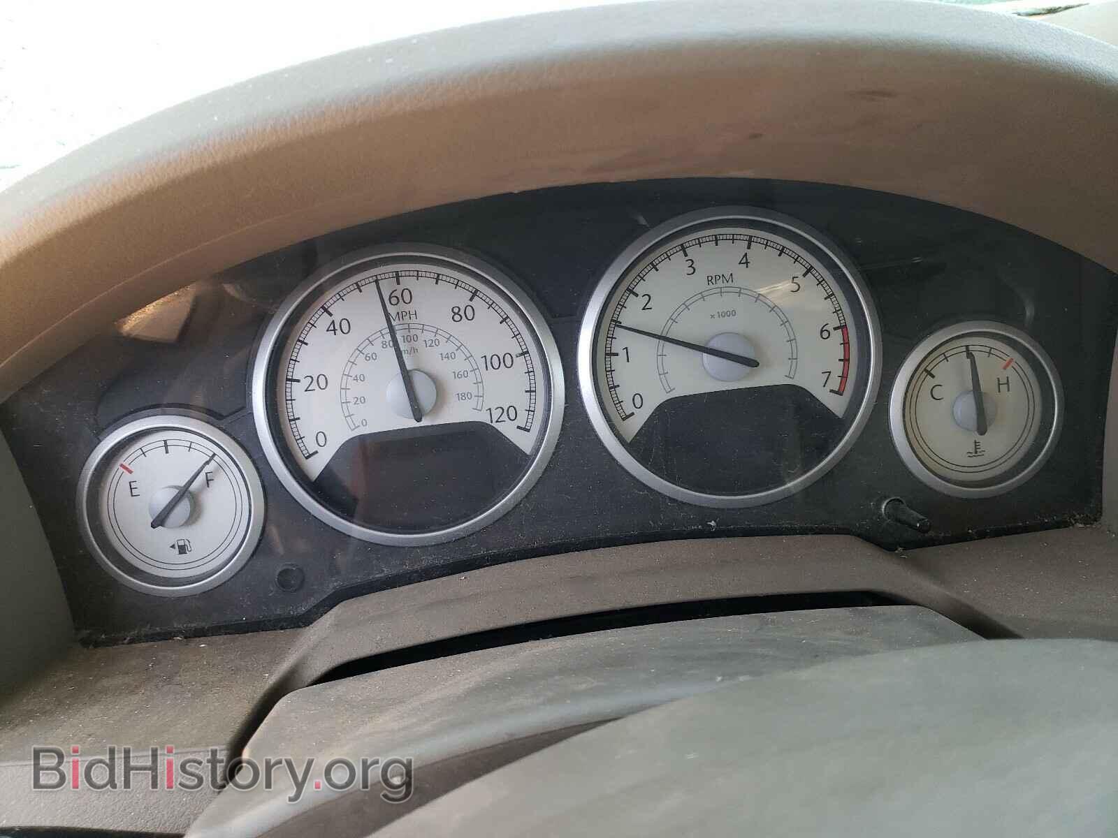 2008 CHRYSLER MINIVAN - VIN: 2A8HR64XX8R690109 - Фото 8