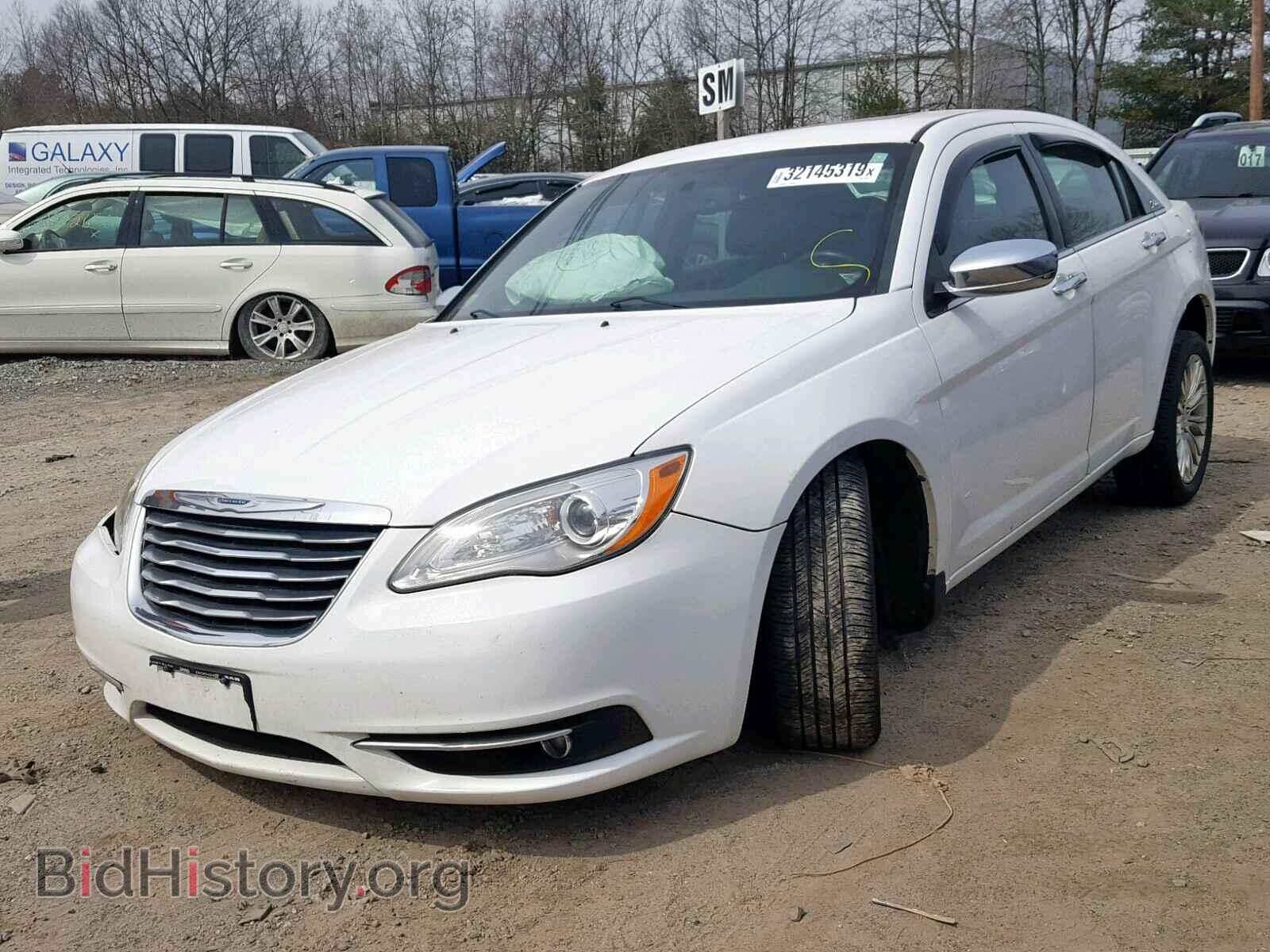 2013 CHRYSLER 200 - VIN: 1C3CCBCG3DN615437 - Photo 2