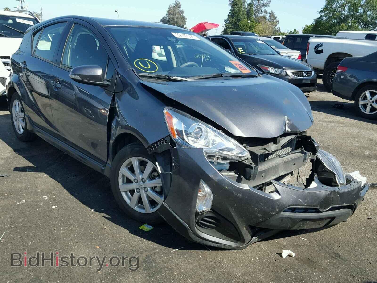 Photo  - TOYOTA PRIUS 2017