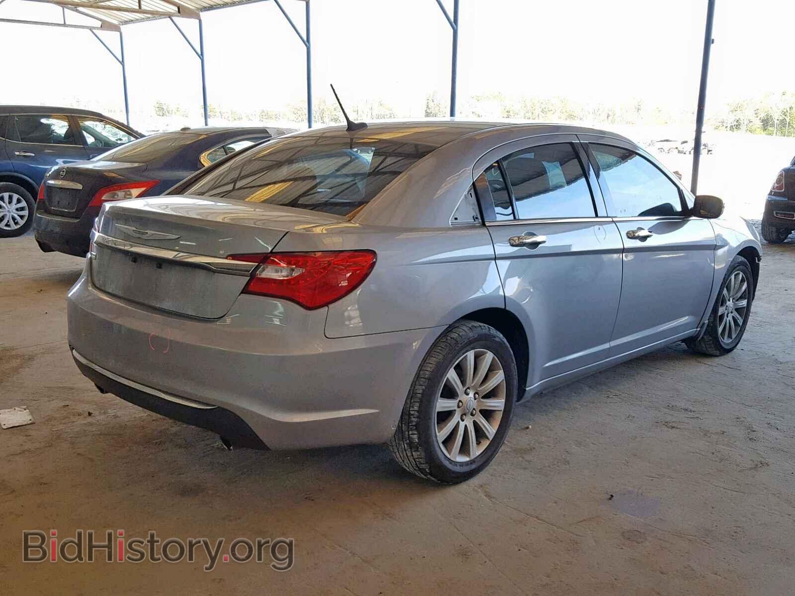 2013 CHRYSLER 200 - VIN: 1C3CCBCGXDN514833 - Photo 4