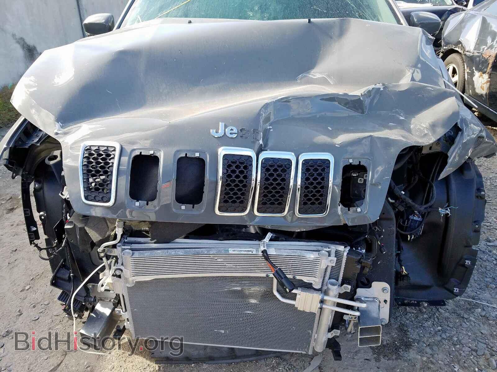 2019 JEEP CHEROKEE - VIN: 1C4PJLLBXKD370524 - Фото 9