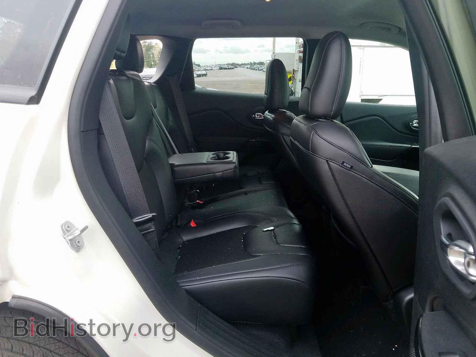 2019 JEEP CHEROKEE - VIN: 1C4PJLLB3KD365603 - Photo 6