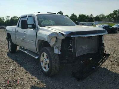 2013 Chevrolet SILVERADO, silver — VIN 1GC1KXCG0DF186416, Copart
