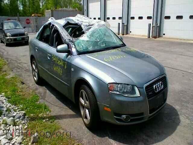 Фотография WAUDH78E77A046199 - AUDI A4 2007