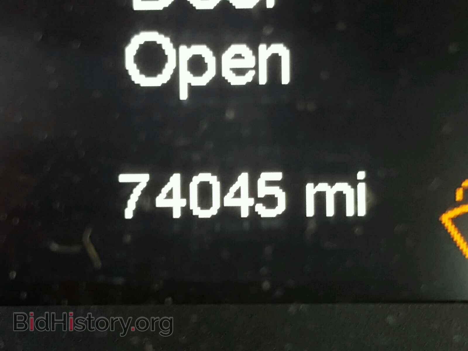 2015 CHRYSLER 200 - VIN: 1C3CCCAB7FN680940 - Фото 8