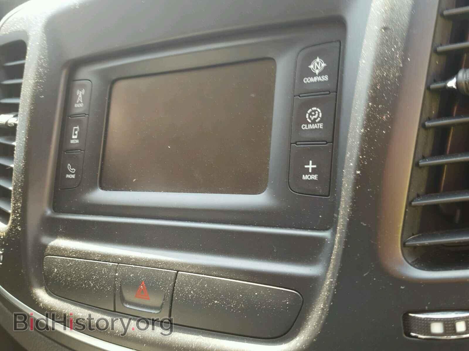 2015 CHRYSLER 200 - VIN: 1C3CCCAB7FN680940 - Фото 9