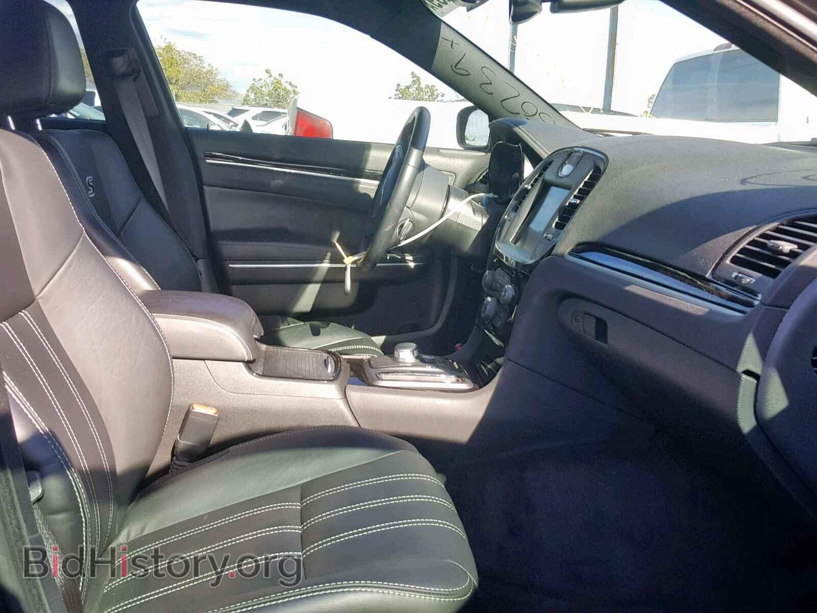 2018 CHRYSLER 300 - VIN: 2C3CCABG2JH240463 - Фото 5