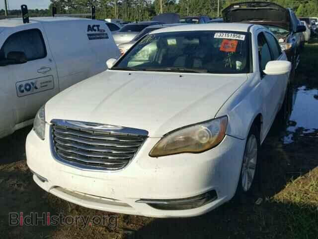 2013 CHRYSLER 200 - VIN: 1C3CCBBB8DN672447 - Фото 2