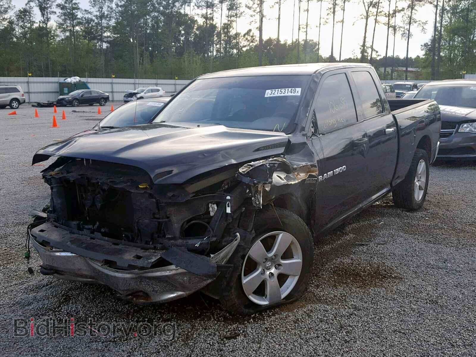 2011 DODGE RAM 1500 - VIN: 1D7RB1GT2BS615878 - Фото 2