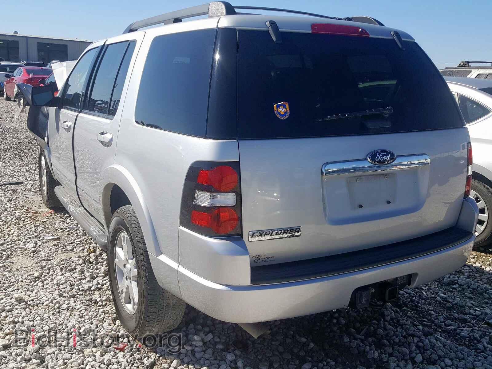 2010 FORD EXPLORER - VIN: 1FMEU6DE2AUA93435 - Photo 3