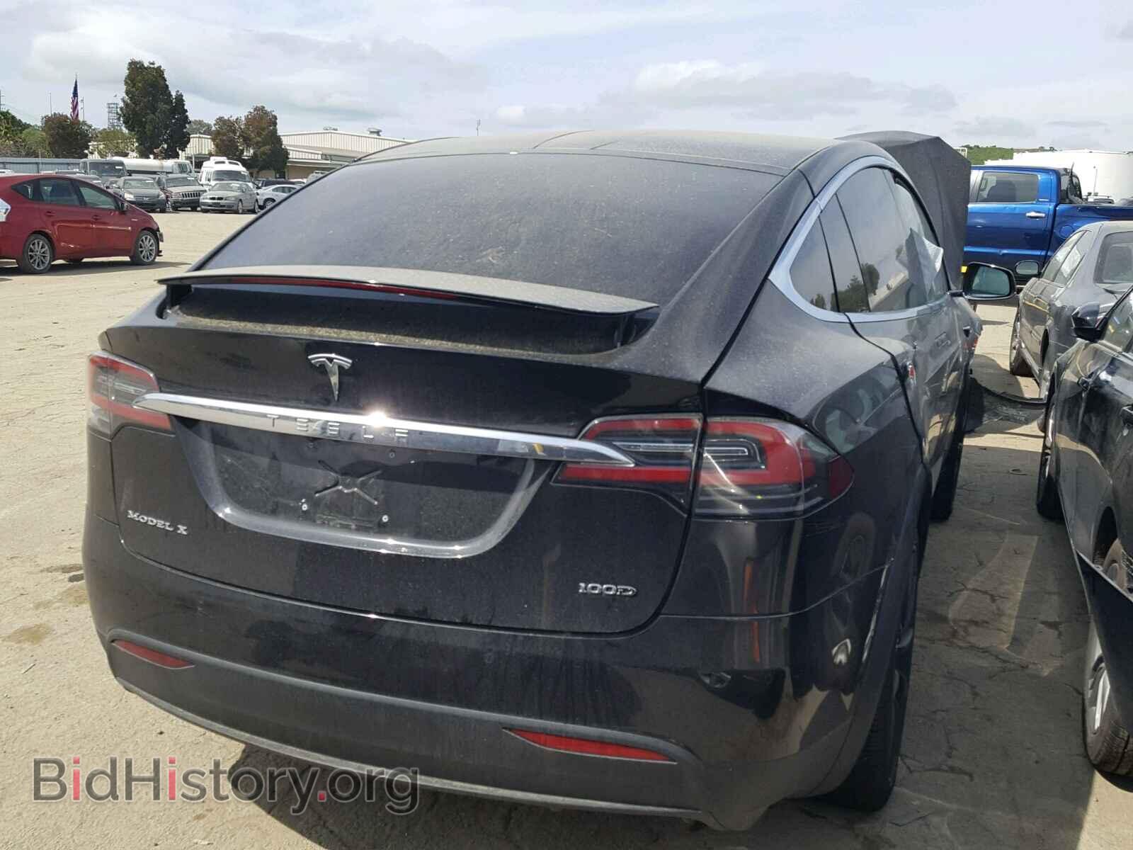2018 TESLA MODEL X - VIN: 5YJXCDE20JF123047 - Фото 4