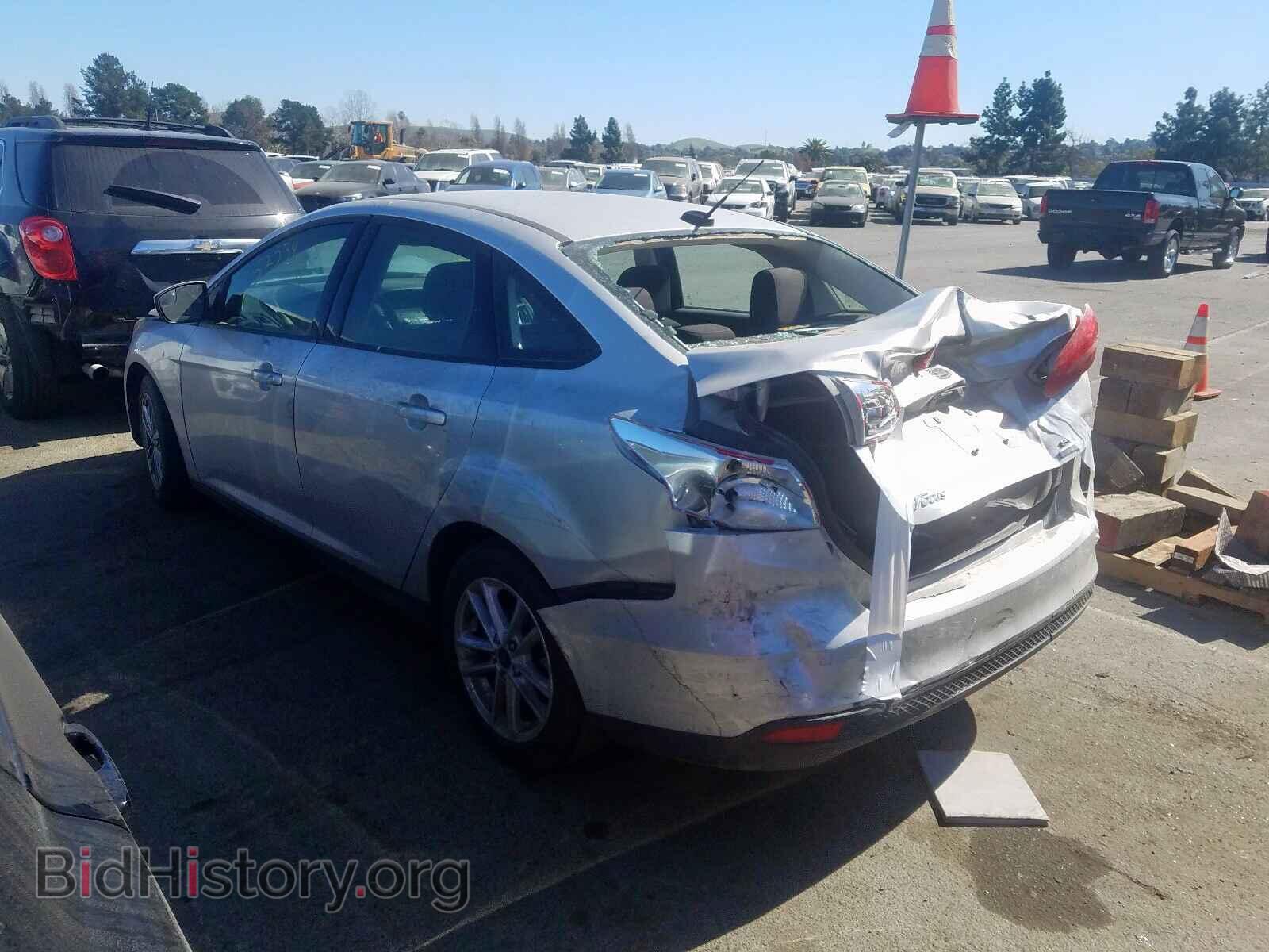 2018 FORD FOCUS - VIN: 1FADP3FE1JL279174 - Фото 3