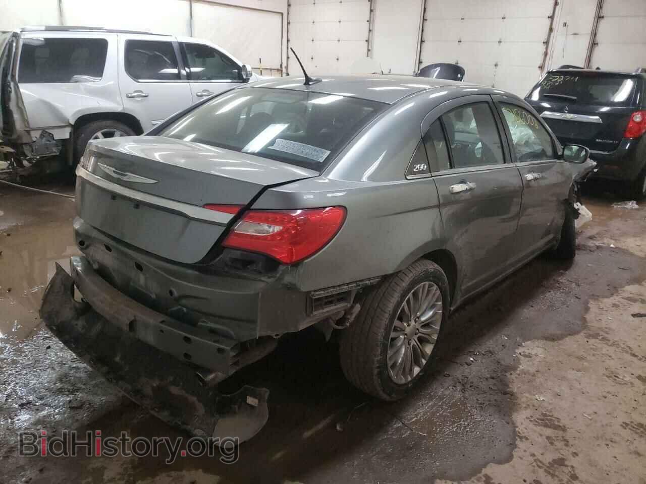 2012 CHRYSLER 200 - VIN: 1C3CCBCG2CN327133 - Фото 4
