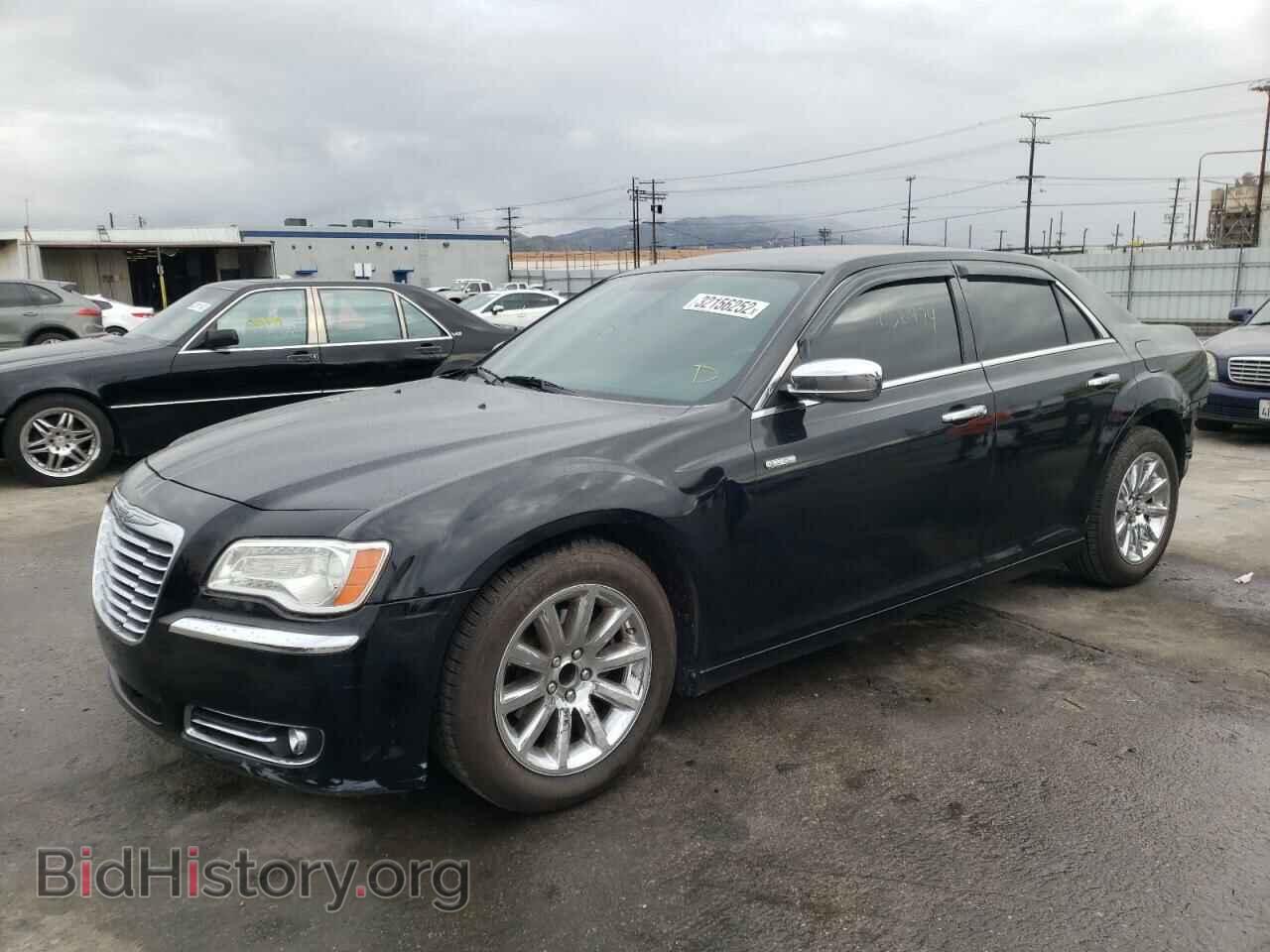 2013 CHRYSLER 300 - VIN: 2C3CCAEG1DH606509 - Фото 2