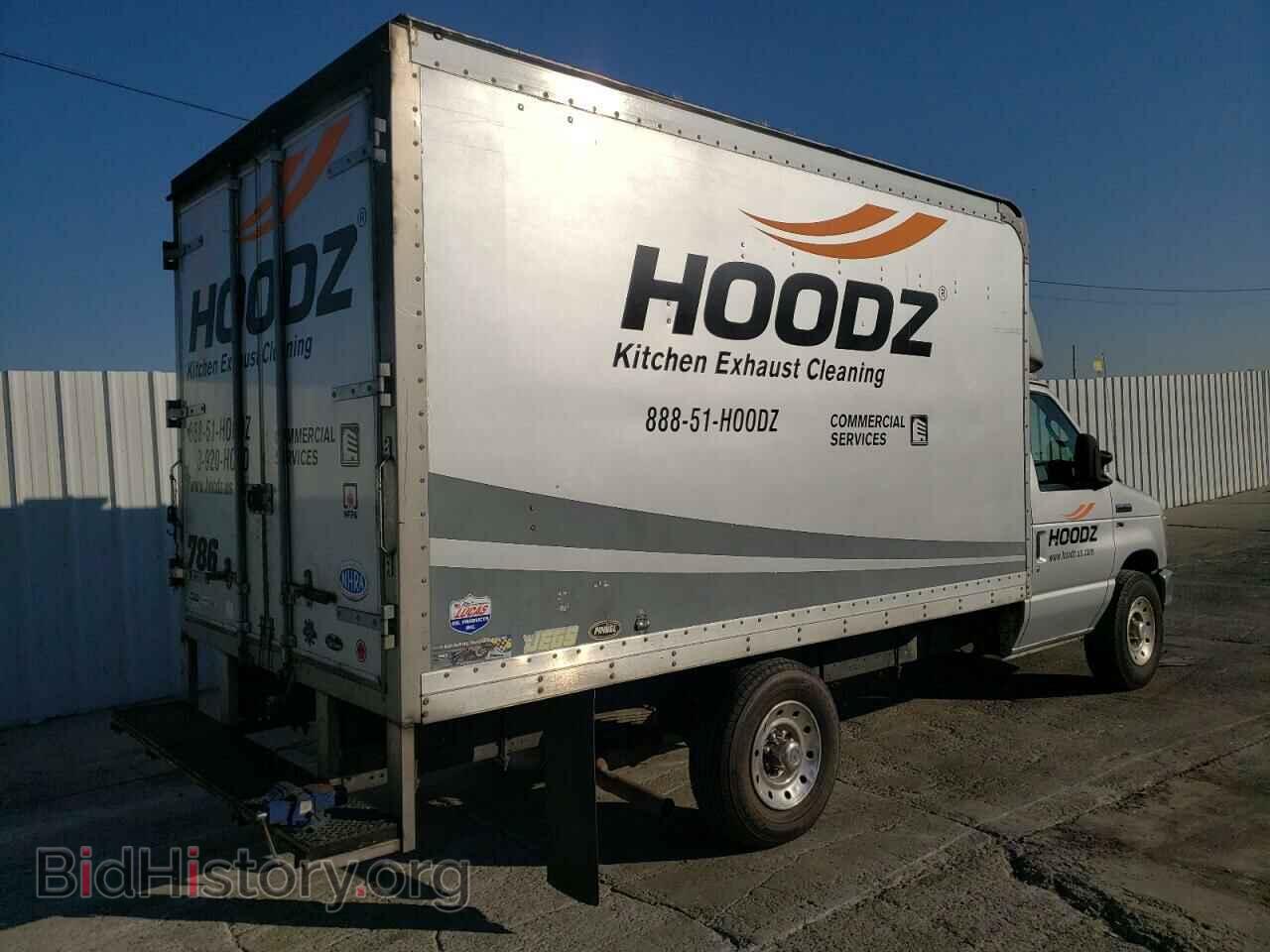 2010 FORD ECONOLINE - VIN: 1FDSE3FL7ADA01469 - Photo 4