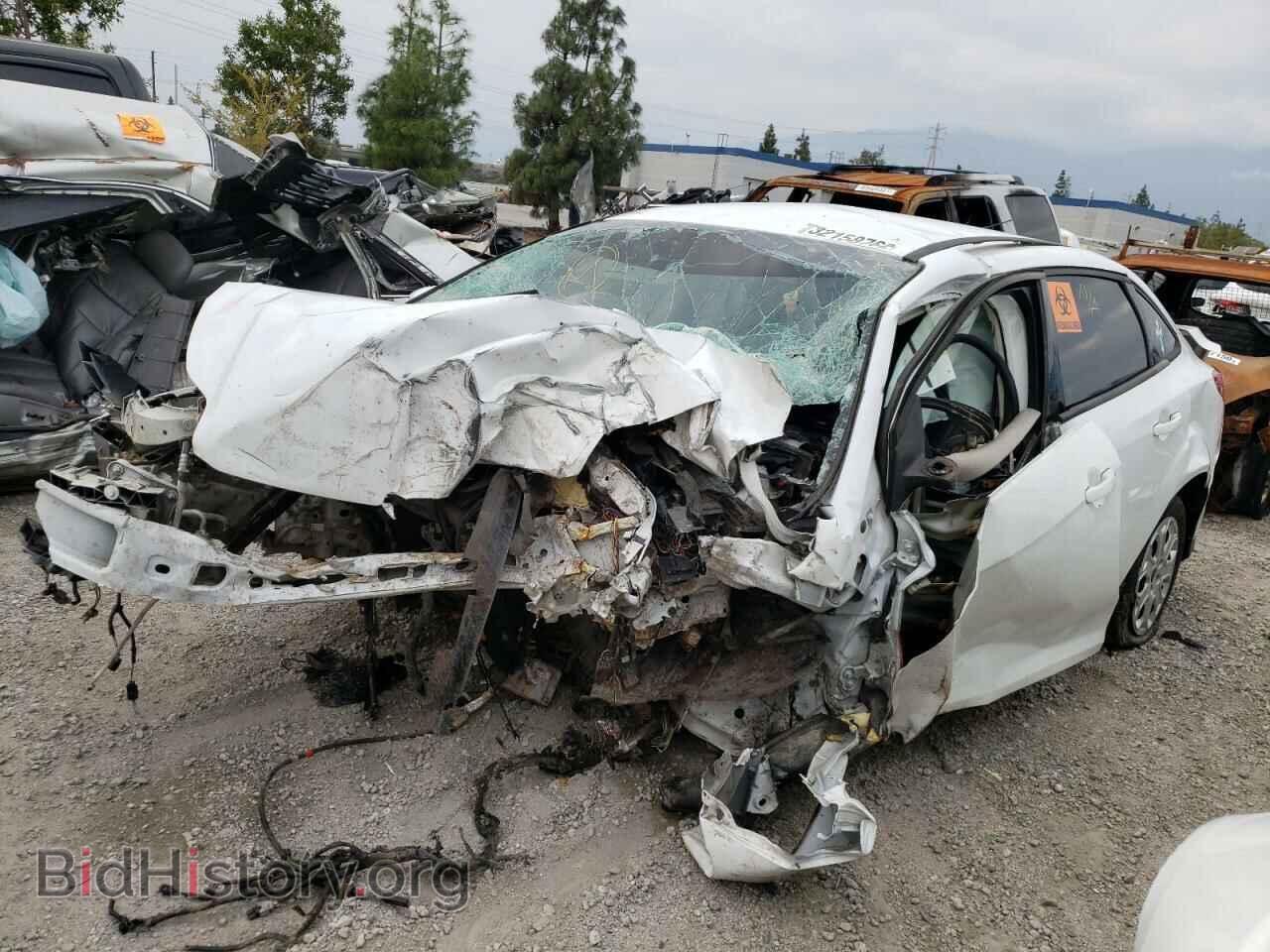 2012 FORD FOCUS - VIN: 1FAHP3F22CL456986 - Photo 2