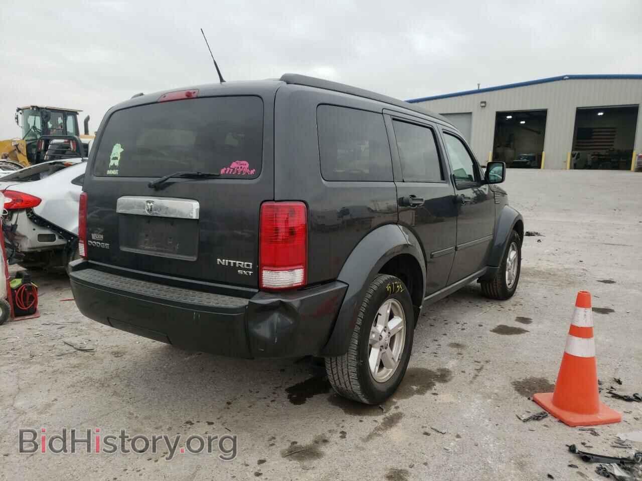2011 DODGE NITRO - VIN: 1D4PT5GK9BW547748 - Photo 4