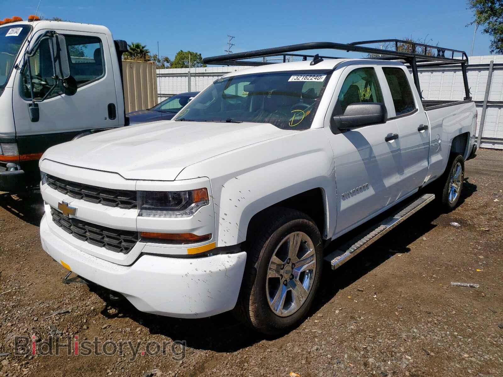 2019 CHEVROLET SILVERADO - VIN: 2GCRCMEC1K1185806 - Фото 2