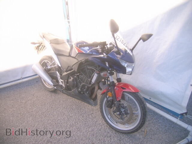 Фотография MLHMC4106C5200979 - HONDA CBR CYCLE 2012